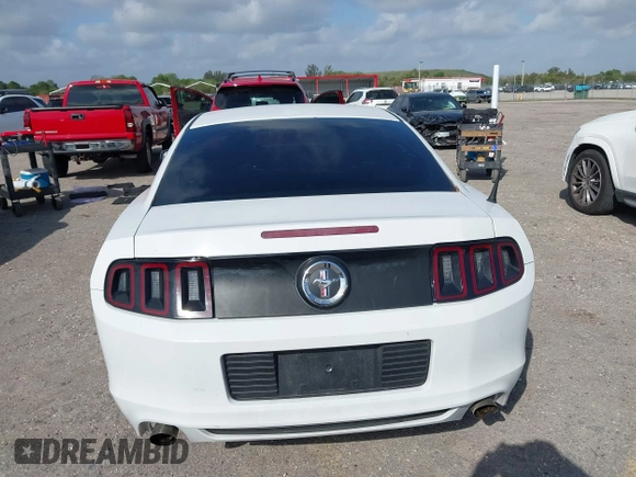 2014 Ford Mustang V6 with VIN 1ZVBP8AM1E5231243, listed as a IAAI auction lot 41730357 with 211,508 mi miles. Bid and sale history available at carsss.com. Image 16.