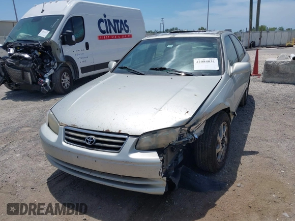 2000 Toyota Camry LE z VIN 4T1BF22K9YU102852, wystawiony jako IAAI lot #42084031 z przebiegiem 253 595 mil mil oraz . Historia ofert i sprzedaży dostępna na DreamBid. Obrazek 6.