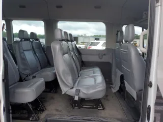 2019 Ford Transit Passenger XL с VIN 1FBZX2CM8KKB60961, выставлен на аукционе Copart как лот 54205965 с пробегом 151 254 миль миль и Списание • Salvage title. История ставок и продаж доступна на DreamBid. Изображение 11.