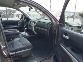 2014 Toyota Tundra SR5 z VIN 5TFEM5F1XEX082020, wystawiony jako IAAI lot #41914391 z przebiegiem 75 787 mil mil oraz . Historia ofert i sprzedaży dostępna na DreamBid. Obrazek 5.