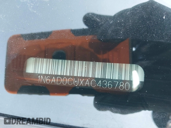 2010 Nissan Frontier SE z VIN 1N6AD0CUXAC436780, wystawiony jako IAAI lot #42720584 z przebiegiem 131 462 mil mil oraz . Historia ofert i sprzedaży dostępna na DreamBid. Obrazek 9.