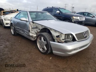 2001 Mercedes-Benz SL-Class with VIN WDBFA68F11F200773, listed as a Copart auction lot 81091134 with 0 mi miles and Salvage Title. Bid and sale history available at carsss.com. Image 4.
