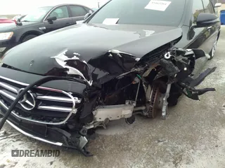 2019 Mercedes-Benz E 450 with VIN WDDZF6JBXKA578859, listed as a IAAI auction lot 35463261 with 32,553 mi miles and . Bid and sale history available at DreamBid. Image 6.