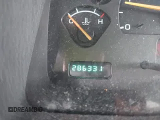 2001 Dodge Durango z VIN 1B4HS28NX1F534479, wystawiony jako IAAI lot #42245298 z przebiegiem 286 331 mil mil oraz . Historia ofert i sprzedaży dostępna na DreamBid. Obrazek 15.
