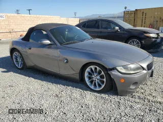 2005 BMW Z4 2.5i z VIN 4USBT33555LR71164, wystawiony jako Copart lot #58557615 z przebiegiem 193 241 mil mil oraz Szkoda całkowita • Salvage title. Historia ofert i sprzedaży dostępna na DreamBid. Obrazek 4.
