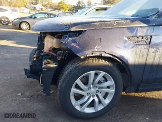 2018 Land Rover Discovery HSE with VIN SALRR2RV4JA054073, listed as a IAAI auction lot 41179678 with 106,300 mi miles. Bid and sale history available at carsss.com. Image 18.