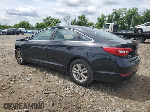 2015 Hyundai Sonata SE z VIN 5NPE24AF9FH174865, wystawiony jako Copart lot #60498875 z przebiegiem 51 350 mil mil oraz Czysty tytuł • Clean title. Historia ofert i sprzedaży dostępna na DreamBid. Obrazek 2.