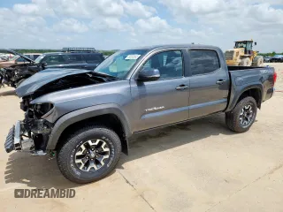 2017 Toyota Tacoma SR5 with VIN 3TMCZ5AN4HM045316, listed as a Copart auction lot 60850585 with 92,143 mi miles and Salvage title. Bid and sale history available at DreamBid. Image 1.