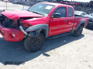 2006 Toyota Tacoma PreRunner z VIN 5TETU62NX6Z265482, wystawiony jako IAAI lot #41931729 z przebiegiem 255 000 mil mil oraz . Historia ofert i sprzedaży dostępna na DreamBid. Obrazek 17.