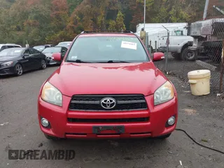 2011 Toyota RAV4 Sport with VIN JTMRF4DV2B5049788, listed as a IAAI auction lot 40578883 with 203,848 mi miles. Bid and sale history available at carsss.com. Image 13.