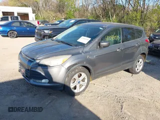 2014 Ford Escape SE z VIN 1FMCU0GX8EUC93873, wystawiony jako IAAI lot #42046040 z przebiegiem 161 269 mil mil oraz . Historia ofert i sprzedaży dostępna na DreamBid. Obrazek 2.