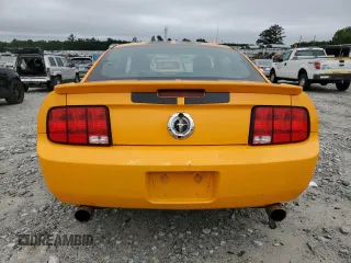2007 Ford Mustang Deluxe z VIN 1ZVFT80N675218322, wystawiony jako Copart lot #58667435 z przebiegiem 159 320 mil mil oraz Czysty tytuł • Clean title. Historia ofert i sprzedaży dostępna na DreamBid. Obrazek 6.