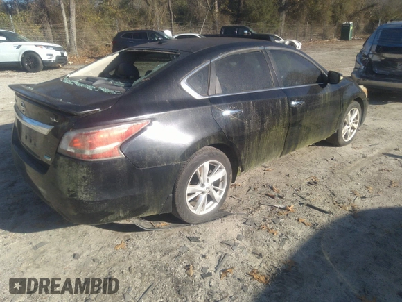2014 Nissan Altima S with VIN 1N4AL3AP3EC401935, listed as a IAAI auction lot 41150143 with 265,375 mi miles and . Bid and sale history available at DreamBid. Image 4.
