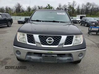 2006 Nissan Frontier SE z VIN 1N6AD07W06C477227, wystawiony jako Copart lot #58379345 z przebiegiem 130 923 mil mil oraz Czysty tytuł • Clean title. Historia ofert i sprzedaży dostępna na DreamBid. Obrazek 5.