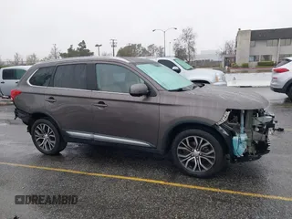 2018 Mitsubishi Outlander SE с VIN JA4AD3A3XJZ020282, выставлен на аукционе IAAI как лот 41516525 с пробегом 96 790 миль миль и . История ставок и продаж доступна на DreamBid. Изображение 14.