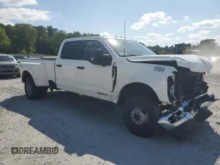 2023 Ford F-350 XL with VIN 1FT8W3DM3PEC71986, listed as a Copart auction lot 55861654 with 14,969 mi miles and Salvage Title. Bid and sale history available at DreamBid. Image 4.