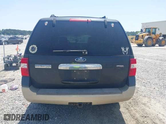 2007 Ford Expedition Eddie Bauer with VIN 1FMFU17507LA39231, listed as a IAAI auction lot 42293784 with 274,052 mi miles and . Bid and sale history available at DreamBid. Image 16.