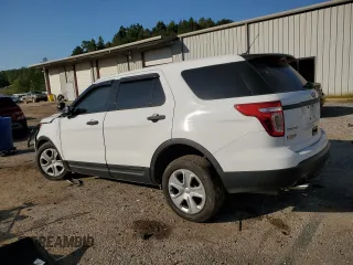 2013 Ford Utility Police Interceptor with VIN 1FM5K8AR0DGB63879, listed as a Copart auction lot 82241054 with 124,768 mi miles and Salvage Title. Bid and sale history available at carsss.com. Image 2.