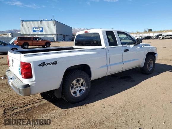 2006 Dodge Dakota SLT with VIN 1D7HW42K86S609668, listed as a Copart auction lot 80587354 with 238,688 mi miles and Salvage Title. Bid and sale history available at carsss.com. Image 3.