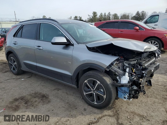 2024 Kia Niro LX with VIN KNDCP3LE5R5155631, listed as a Copart auction lot 43681525 with 5,343 mi miles and Salvage Title. Bid and sale history available at carsss.com. Image 4.