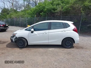 2019 Honda Fit LX с VIN 3HGGK5H44KM731612, выставлен на аукционе IAAI как лот 42094516 с пробегом 84 309 миль миль и . История ставок и продаж доступна на DreamBid. Изображение 15.