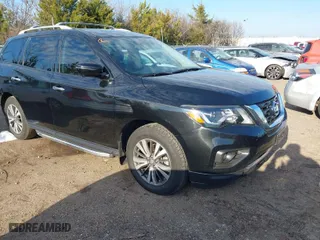 2017 Nissan Pathfinder SV with VIN 5N1DR2MN0HC659159, listed as a IAAI auction lot 41316176 with 62,079 mi miles. Bid and sale history available at carsss.com. Image 1.