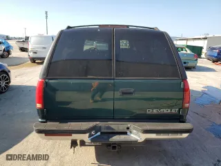 1999 Chevrolet Suburban with VIN 3GNEC16R2XG104995, listed as a Copart auction lot 71991534 with 247,633 mi miles and Salvage Title. Bid and sale history available at carsss.com. Image 6.