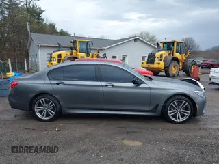 2016 BMW 7 Series 750i xDrive with VIN WBA7F2C53GG417997, listed as a IAAI auction lot 41926307 with 92,734 mi miles. Bid and sale history available at carsss.com. Image 13.