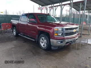 2015 Chevrolet Silverado 1500 LT with VIN 3GCUKREC1FG221338, listed as a IAAI auction lot 41534564 with 226,745 mi miles. Bid and sale history available at carsss.com. Image 1.