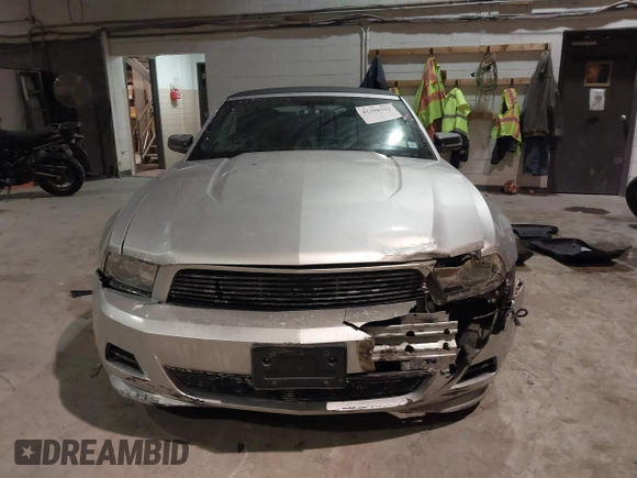 2012 Ford Mustang V6 with VIN 1ZVBP8EM9C5212396, listed as a IAAI auction lot 41398592 with 91,024 mi miles and . Bid and sale history available at carsss.com. Image 12.