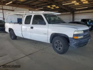 2000 Chevrolet Silverado 1500 LT with VIN 1GCEK19T9YE157205, listed as a Copart auction lot 46258285 with 243,139 mi miles and Clean Title. Bid and sale history available at carsss.com. Image 4.