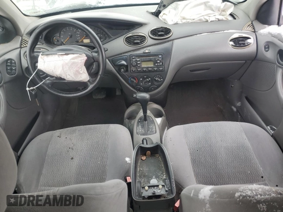 2001 Ford Focus SE with VIN 1FAFP34311W117795, listed as a Copart auction lot 44919825 with 198,412 mi miles and Salvage Title. Bid and sale history available at carsss.com. Image 8.