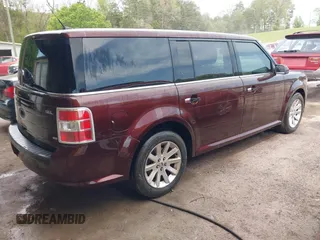 2010 Ford Flex SEL z VIN 2FMHK6CC8ABA53708, wystawiony jako IAAI lot #42027987 z przebiegiem 279 909 mil mil oraz . Historia ofert i sprzedaży dostępna na DreamBid. Obrazek 4.