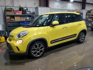 2014 FIAT 500L Trekking with VIN ZFBCFADH2EZ021617, listed as a Copart auction lot 46073835 with 127,121 mi miles and Salvage Title. Bid and sale history available at DreamBid. Image 1.