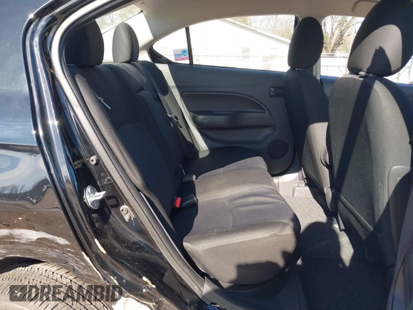 2024 Mitsubishi Mirage ES z VIN ML32FUFJXRHF07510, wystawiony jako IAAI lot #41626528 z przebiegiem 3 959 mil mil oraz . Historia ofert i sprzedaży dostępna na DreamBid. Obrazek 8.