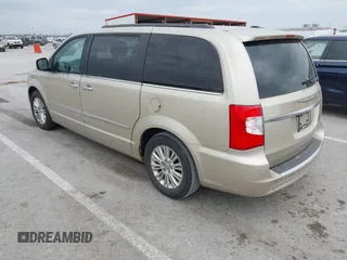 2012 Chrysler Town & Country Touring-L with VIN 2C4RC1CG3CR368471, listed as a IAAI auction lot 42045154 with 212,696 mi miles. Bid and sale history available at carsss.com. Image 3.