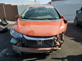 2019 Honda Fit LX z VIN 3HGGK5H41KM710569, wystawiony jako Copart lot #62183335 z przebiegiem 74 726 mil mil oraz Szkoda całkowita • Salvage title. Historia ofert i sprzedaży dostępna na DreamBid. Obrazek 5.