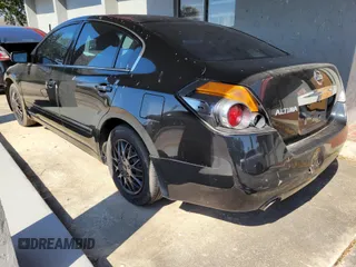 2010 Nissan Altima 2.5 S with VIN 1N4AL2AP9AN520923, listed as a IAAI auction lot 41709452 with 1 mi miles. Bid and sale history available at carsss.com. Image 3.