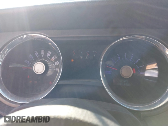 2011 Ford Mustang V6 with VIN 1ZVBP8EM3B5129187, listed as a IAAI auction lot 42555189 with 199,261 mi miles and . Bid and sale history available at DreamBid. Image 7.