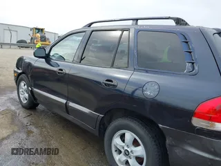 2005 Hyundai Santa Fe GLS with VIN KM8SC73D45U943575, listed as a IAAI auction lot 41676922 with 265,333 mi miles. Bid and sale history available at carsss.com. Image 14.