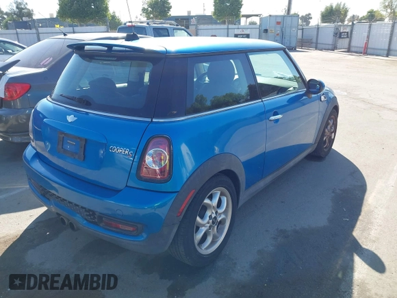 2011 MINI Hardtop S with VIN WMWSV3C53BTY23619, listed as a IAAI auction lot 42196130 with 175,578 mi miles and . Bid and sale history available at DreamBid. Image 4.