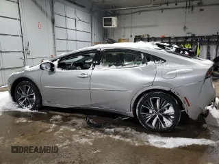 2024 Toyota Prius LE with VIN JTDADABU1R3015827, listed as a Copart auction lot 43621885 with 3,778 mi miles and Salvage Title. Bid and sale history available at carsss.com. Image 2.