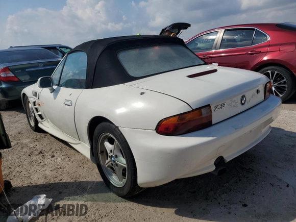 1997 BMW 3 Series 1.9L with VIN 4USCH7329VLB80710, listed as a Copart auction lot 75760284 with 0 mi miles and Non Repairable. Bid and sale history available at carsss.com. Image 2.