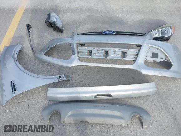 2014 Ford Escape SE с VIN 1FMCU0GX1EUE39109, выставлен на аукционе IAAI как лот 38663532 с пробегом 90 645 миль миль и . История ставок и продаж доступна на DreamBid. Изображение 12.