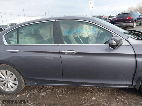 2014 Honda Accord Sedan EX with VIN 1HGCR2F7XEA047834, listed as a IAAI auction lot 42045081 with 162,532 mi miles. Bid and sale history available at carsss.com. Image 13.