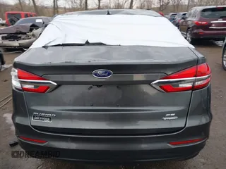 2020 Ford Fusion SE z VIN 3FA6P0LU6LR185721, wystawiony jako IAAI lot #41639827 z przebiegiem 63 857 mil mil oraz . Historia ofert i sprzedaży dostępna na DreamBid. Obrazek 16.