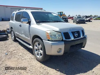 2005 Nissan Armada SE z VIN 5N1AA08B95N704260, wystawiony jako IAAI lot #42101375 z przebiegiem 244 243 mil mil oraz . Historia ofert i sprzedaży dostępna na DreamBid. Obrazek 1.