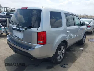 2013 Honda Pilot EX-L with VIN 5FNYF4H58DB049642, listed as a IAAI auction lot 42116017 with 116,647 mi miles. Bid and sale history available at carsss.com. Image 4.