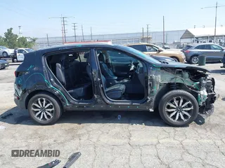 2017 Kia Sportage EX z VIN KNDPN3ACXH7178768, wystawiony jako IAAI lot #42608197 z przebiegiem 137 239 mil mil oraz . Historia ofert i sprzedaży dostępna na DreamBid. Obrazek 14.
