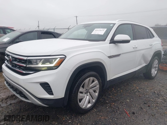 2023 Volkswagen Atlas SE z VIN 1V2KE2CA7PC208457, wystawiony jako IAAI lot #41479156 z przebiegiem 45 704 mil mil oraz . Historia ofert i sprzedaży dostępna na DreamBid. Obrazek 2.